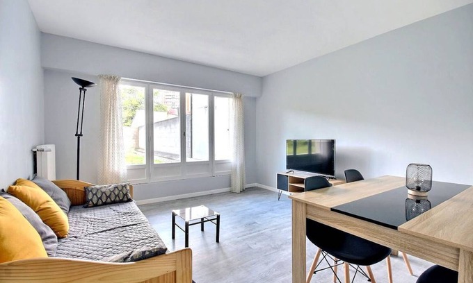 Pantin Apartment | 65 m² Apartment ∙ 2 bedrooms ∙ 4 guests