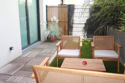 Quartier du Vieux-Pont - Sainte-Genevieve Apartment | 65 m² Apartment ∙ 2 bedrooms ∙ 5 guests