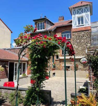 Noisy-le-Sec Bed & Breakfast | 65 m² Bed and breakfast ∙ 5 guests