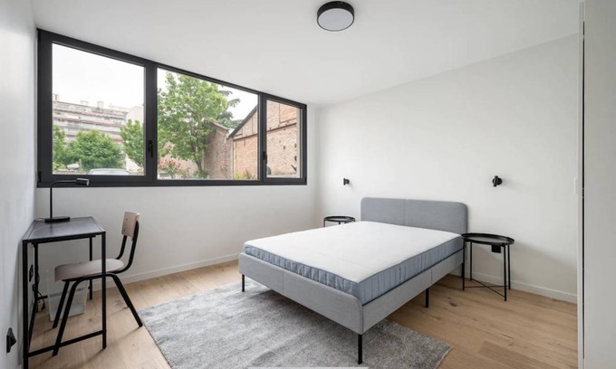 Clichy Resort | 68 m² Private room ∙ 1 bedroom ∙ 1 guest