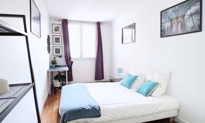 18th Arrondissement Resort | 70 m² Private room ∙ 1 bedroom ∙ 3 guests