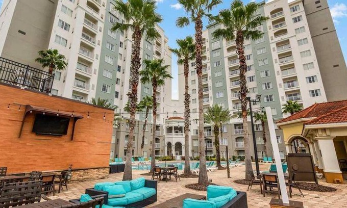 Florida Center Apartment | 700 m² Apartment ∙ 4 guests