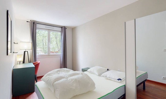 Villejuif Resort | 75 m² Private room ∙ 1 bedroom ∙ 1 guest