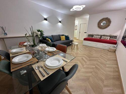 Montrouge Apartment | 78 m² Apartment ∙ 2 bedrooms ∙ 12 guests
