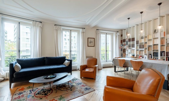 Villa Montmorency Apartment | 80 m² Apartment ∙ 2 bedrooms ∙ 3 guests