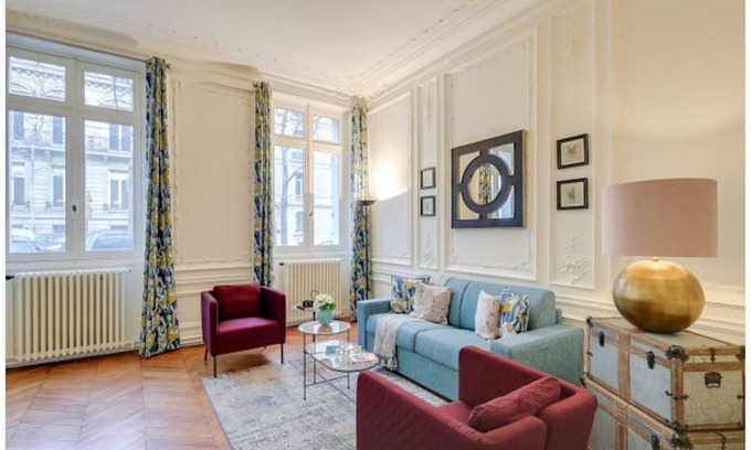 L'Europe Apartment | 90 m² Apartment ∙ 2 bedrooms ∙ 4 guests