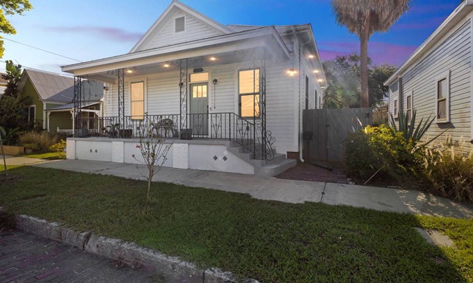 Ybor City House | 95 m² House ∙ 2 bedrooms ∙ 6 guests