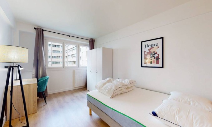 Puteaux Resort | 98 m² Private room ∙ 1 bedroom ∙ 2 guests