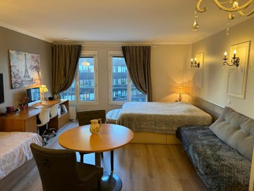 Issy-les-Moulineaux Apartment | ALTAMIRA (Paris Expo - Porte de Versailles)
