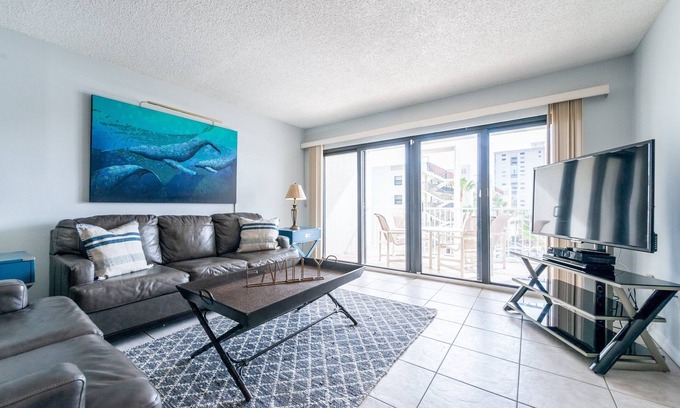 Cocoa Beach Condo | Amazing New Condo @ Top Resort! Beach with Ocean Views & Pool