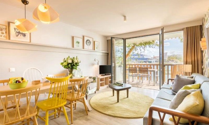 Bailly-Romainvilliers Apartment | Apartment ∙ 2 bedrooms ∙ 4 guests