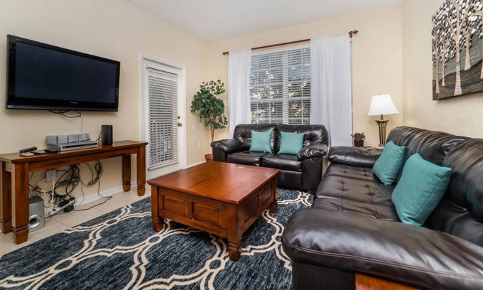 Crestwynd Bay Apartment | Apartment ∙ 3 bedrooms ∙ 8 guests