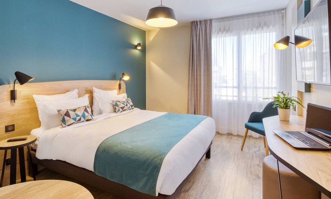 Clichy Apartment | Appart'City Confort Paris Clichy Mairie