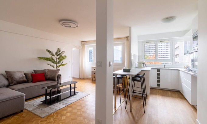 Puteaux Apartment | Appartement Boieldieu - Welkeys