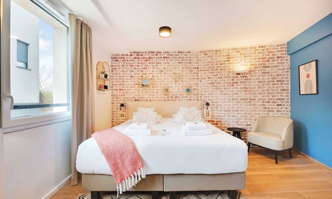Vanves Apartment | Appartement Martin #33 - Rooftop & AC