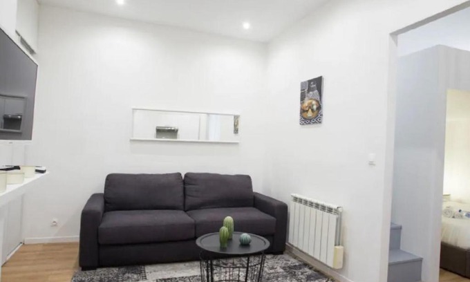 Quartier de la Plaine-de-Monceaux Apartment | Appartement Parc Monceau Pereire