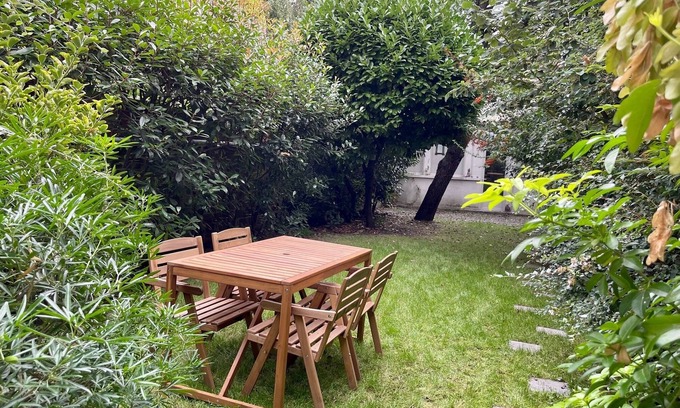 20th Arrondissement House | Appartement une Chambre