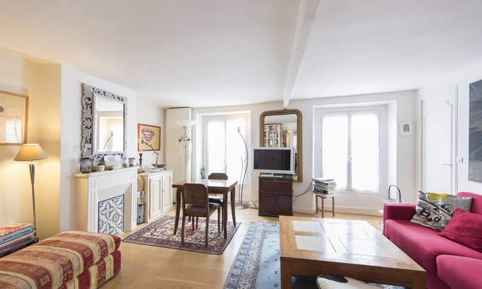 Batignolles Apartment | Batignolles Balcony, by Veeve