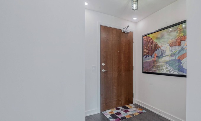 Fort York Apartment | Boutique Bachelor