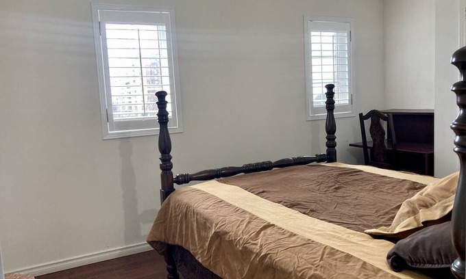 Village at York University Resort | Private room ∙ 1 guest