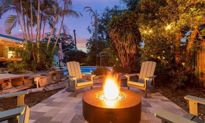 Seminole House | Caribbean Vibes Heated Pool 5 Miles to the Beach