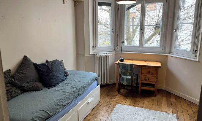 Quartier du Petit-Montrouge Apartment | Central Paris Avant Garde 1930s Appartementn