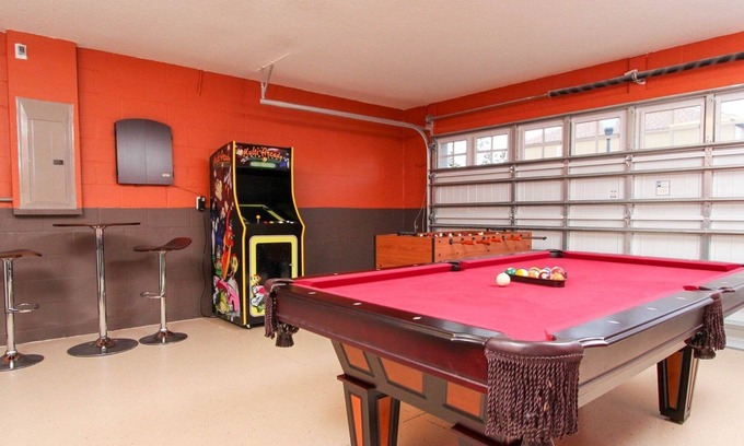 Davenport House | Championsgate Resort 7 Bedroom Home with Pool