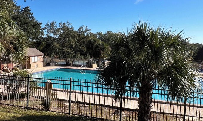 Vacation Village House | Charming 2-bedroom New Remodeled A-Frame House with Pool, Pickle Ball, Disney