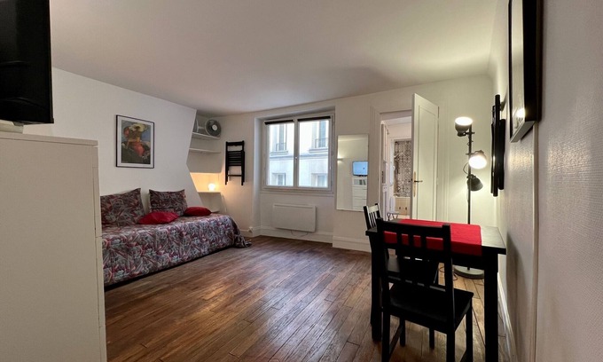 Les Halles Apartment | Charming 30m² studio on rue saint Honoré