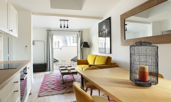 Strasbourg -Saint-Denis Apartment | Charming apartment Center of Paris with terrace