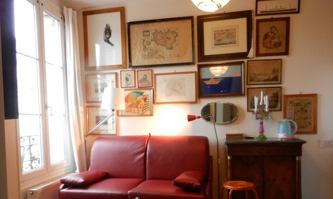 Porte-Saint-Martin Apartment | Charming small apartment in the heart of Paris