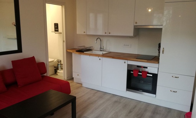 Charenton-le-Pont Apartment | Charming two rooms near Paris