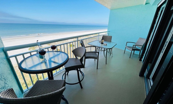 Indian Shores Condo | Chateaux #308 BEAUTIFUL AND COMFORTABLE 3rd Floor unit. Indian Shores FL Stay
