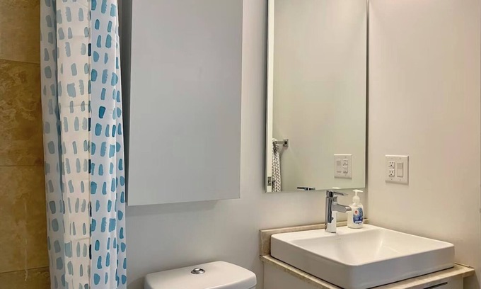 Clairlea Villa | City Luxe Residence