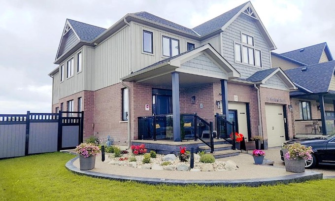 Collingwood Apartment | Collingwood Estatepower B&B