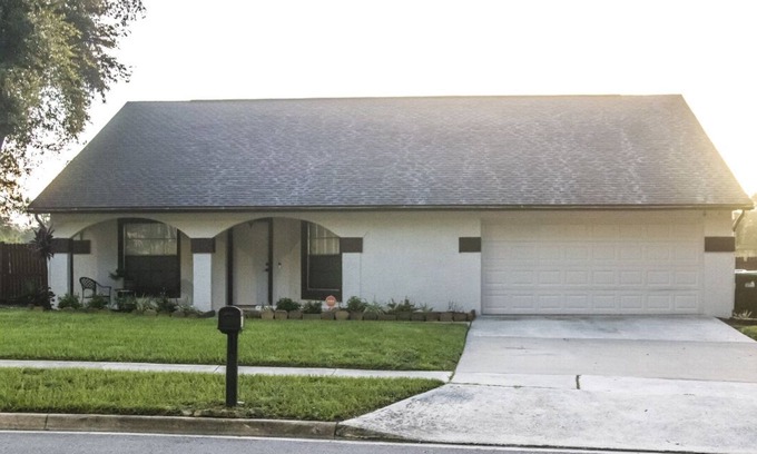 Pine Hills House | Cozy Elegant 3 Bedroom 2 Bath House with Fireplace
