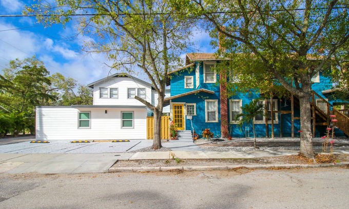 Downtown Condo | Downtown Sarasota, The Blue Pearl