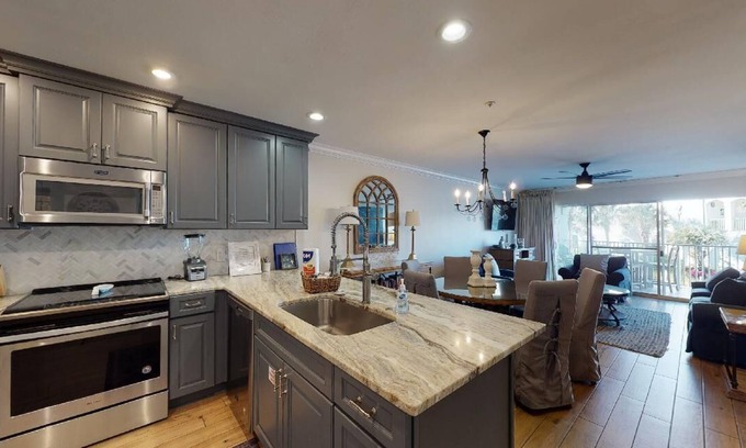 Miramar Beach Condo | “Emerald SeaZ”-2BR with Gulf Views, Beach Service & Pup-Friendly!