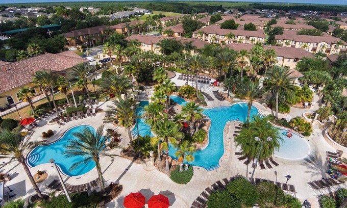 Regal Palms House | Enchanted Memories - Regal Palms Oasis