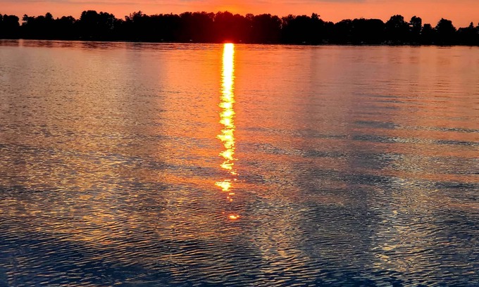 Carden Cottage | Entire lakeside cottage with 6 person hot tub