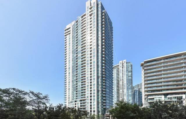 Fort York Apartment | Executive Suites - CNE