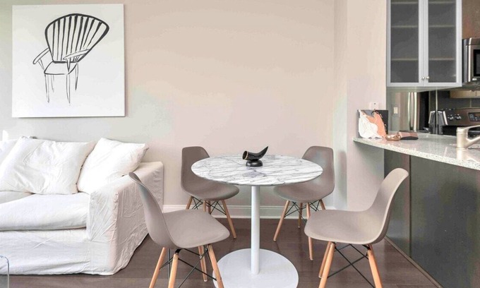 Yorkville Apartment | Exquisite Yorkville 1 Bedroom Condo