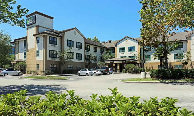Fairvilla Hotel | Extended Stay America - Orlando - Maitland - 1760 Pembrook Dr.