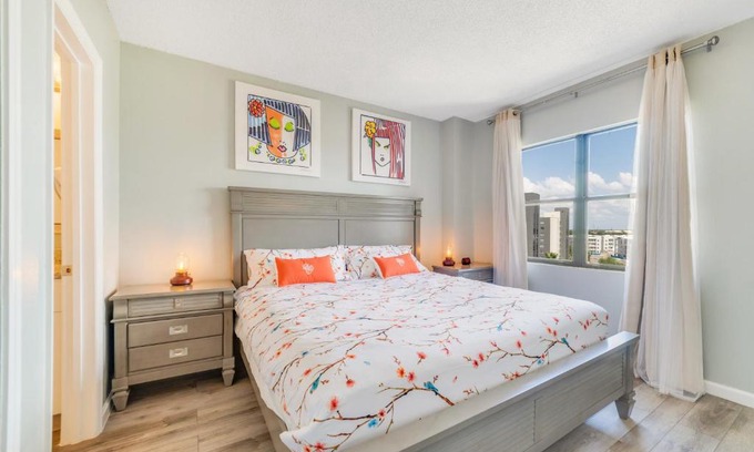 Southwest Orlando Apartment | Fabulous Resort Condo with Heated Pool!