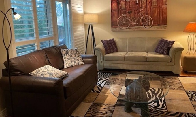 Collingwood House | Family Friendly 4 Bed, 4 Bath Collingwood Townhome