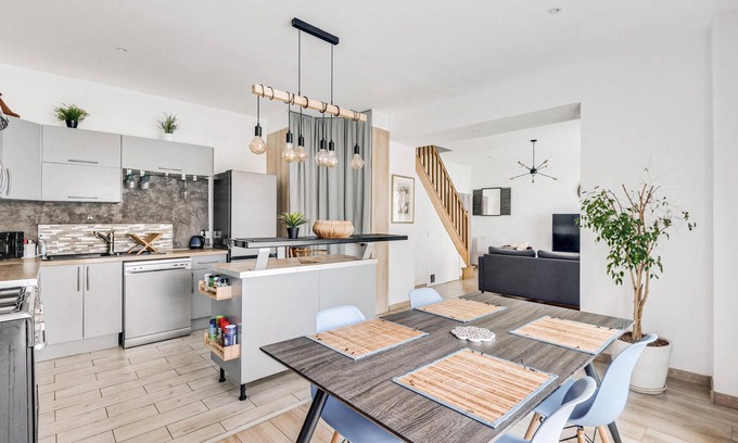 Esbly House | Family-friendly vacation home for your explorations in and around Paris.