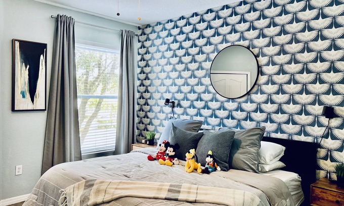 West Kissimmee Condo | Family style-Resort Condo, 8 ml to Disney, gated community, next to the pool π’π‘βοΈ