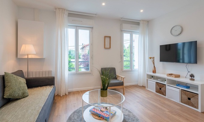 Villemomble Apartment | Founess Houses 2 - A 20 min de Paris