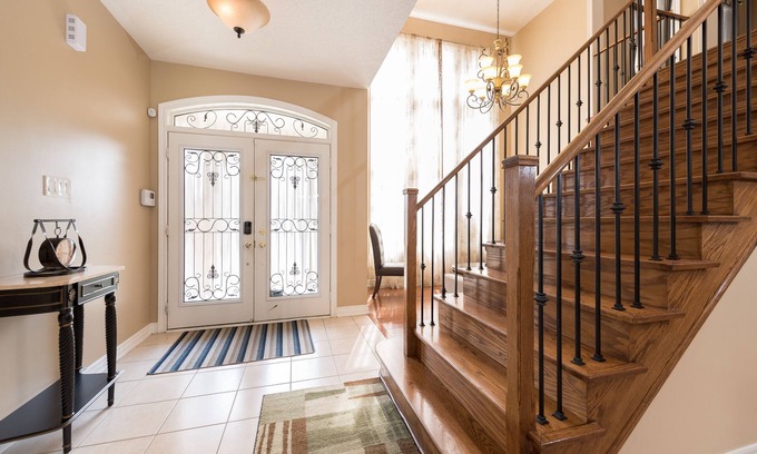 Brampton House | Fully Furnished Executive Home - Brampton (Toronto) Canada