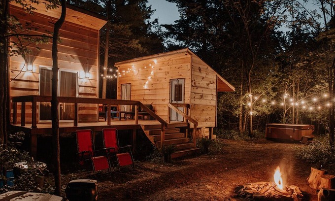 Hamilton Cabin | Hidden cabin on a horse ranch with hot tub
